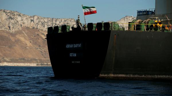 وول ستريت جورنال نقلا عن مصادر: إيران رفعت سعر النفط إلى سوريا لـ70 دولارا للبرميل وطالبت بالسداد مقدما قبل الشحن